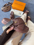 Chinelo Slide L V - Modelo 2026 (Marrom)