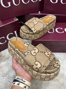 Chinelo Plataforma GC